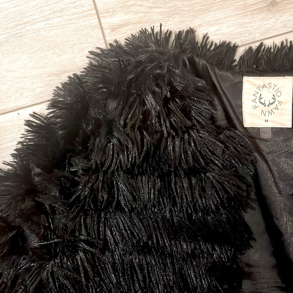 Layered Faux Fur Jacket - Picture 5 of 6